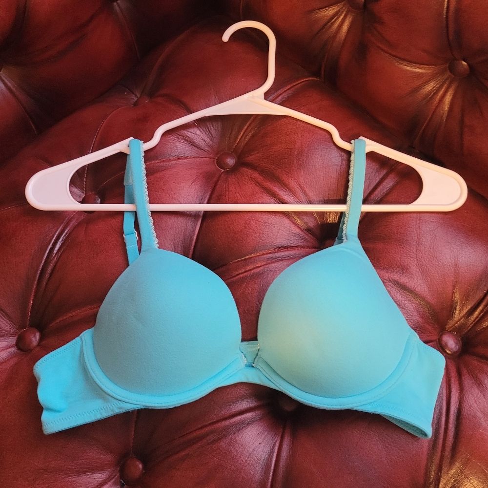 Victoria's Secret Body By Victoria Push Up 36A